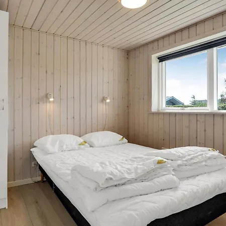 4 Bedroom Cozy In Haderslev Сasa de vacaciones