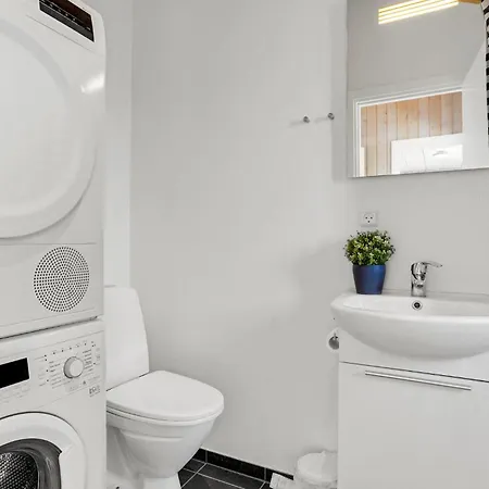 4 Bedroom Cozy In Haderslev Сasa de vacaciones *