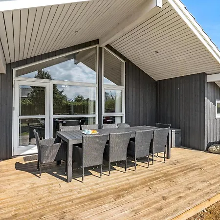 4 Bedroom Cozy In Haderslev Сasa de vacaciones *